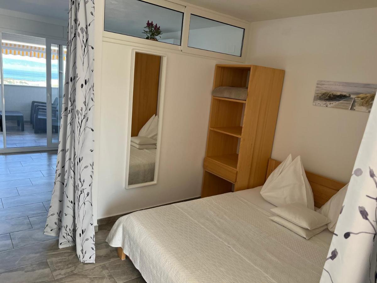 Apartmenthaus Suskovic Insel Krk Omišalj Exterior foto