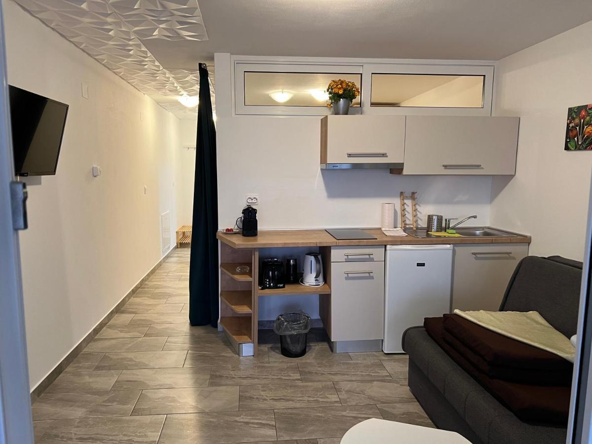 Apartmenthaus Suskovic Insel Krk Omišalj Exterior foto
