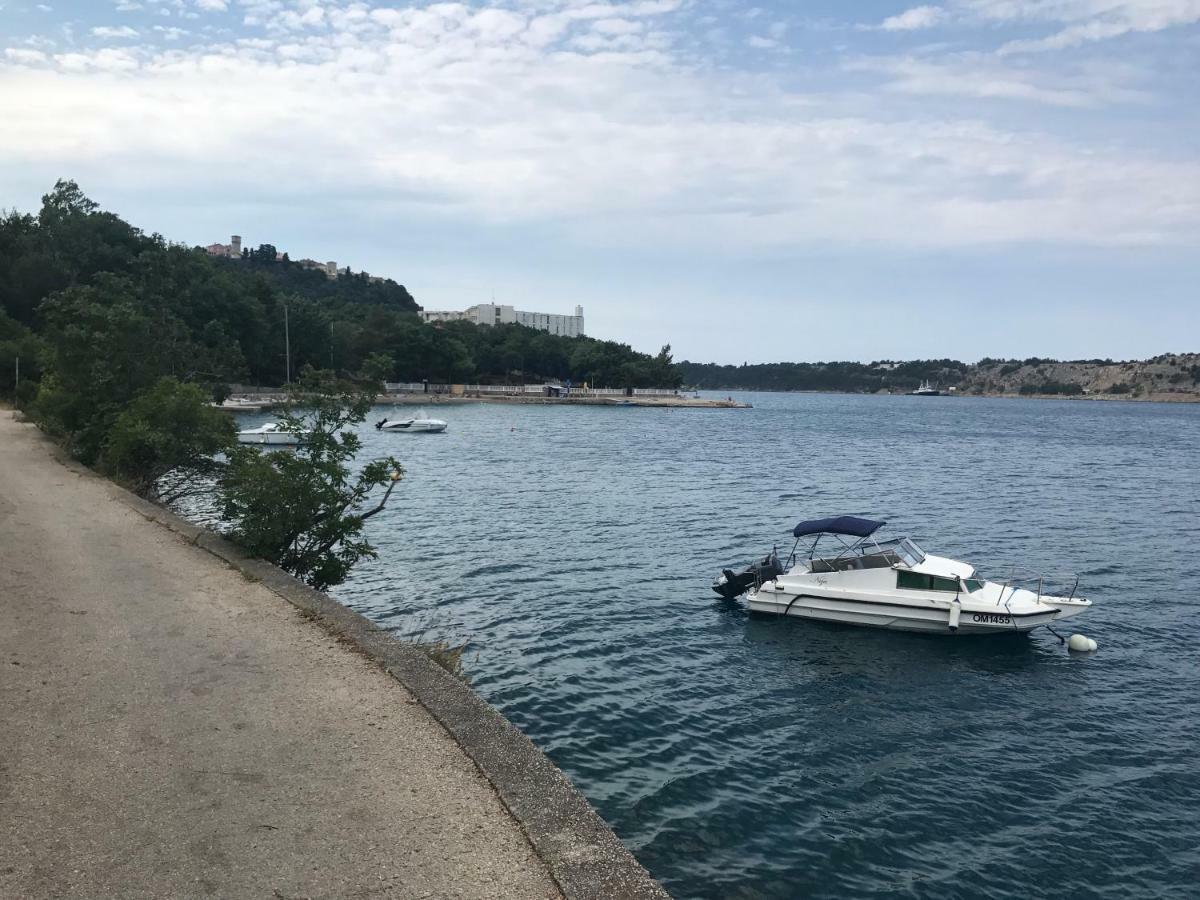 Apartmenthaus Suskovic Insel Krk Omišalj Exterior foto