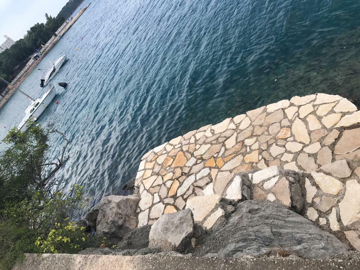 Apartmenthaus Suskovic Insel Krk Omišalj Exterior foto